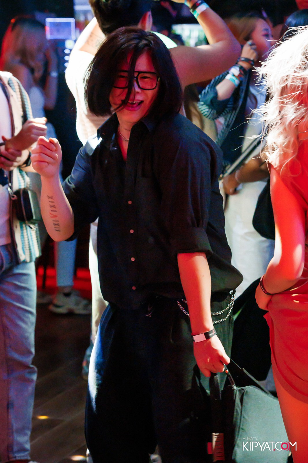 НОЧНОЙ КЛУБ ICON. КИПЯТКОМ АЛМАТЫ!