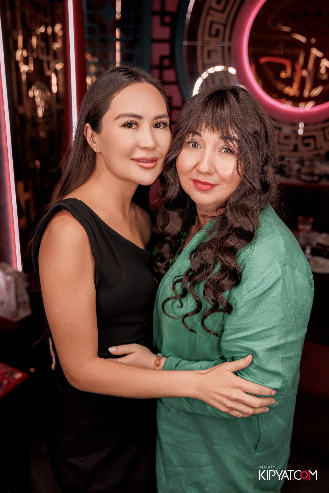 MOOD KARAOKE & TERRACE. КИПЯТКОМ АЛМАТЫ!