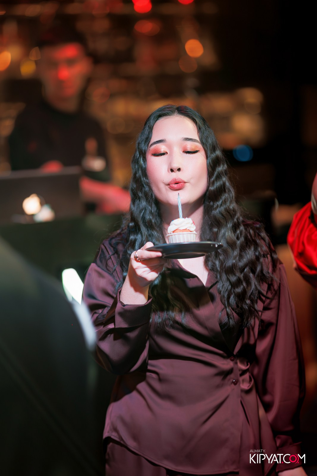 MOOD KARAOKE & TERRACE. КИПЯТКОМ АЛМАТЫ!