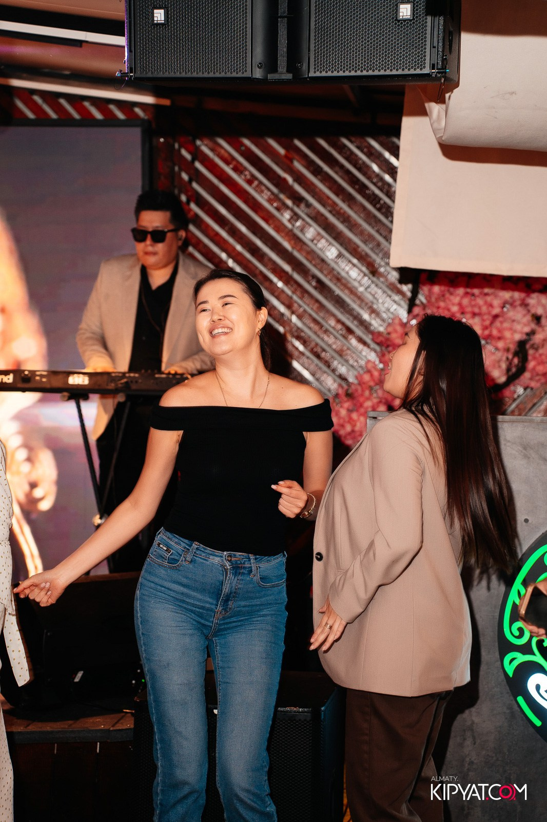 ОТКРЫТИЕ ЛЕТНЕЙ ТЕРРАСЫ В МЯТА PLATINUM НА АБАЯ. КИПЯТКОМ АЛМАТЫ! Фотосъемка мероприятий в Алматы