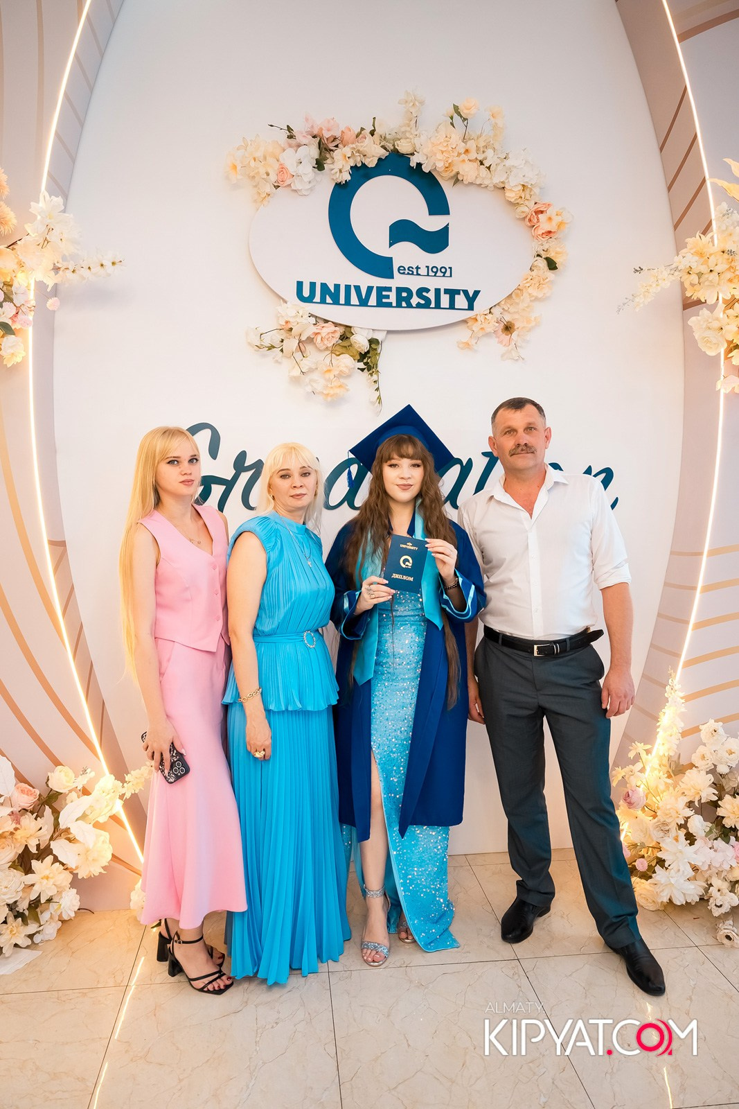 GRADUATION 2025 Q UNIVERSITY. КИПЯТКОМ АЛМАТЫ!