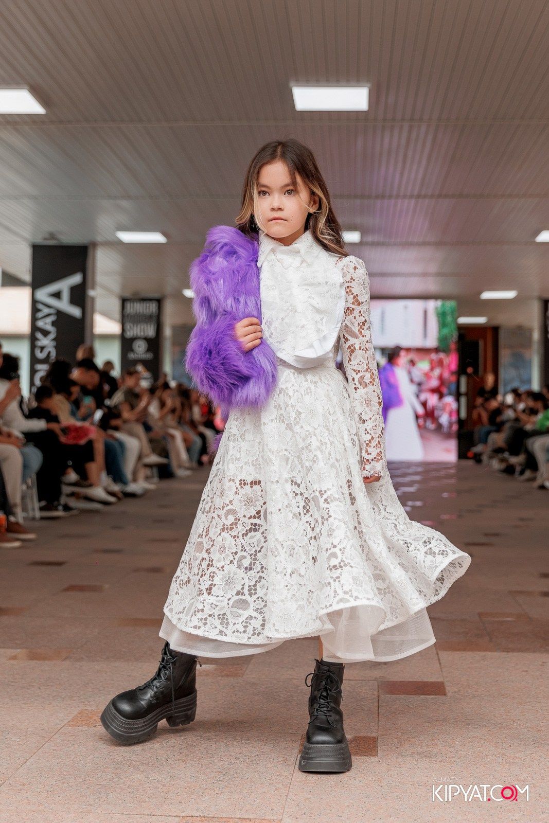 JUNIOR FASHION SHOW. КИПЯТКОМ АЛМАТЫ!