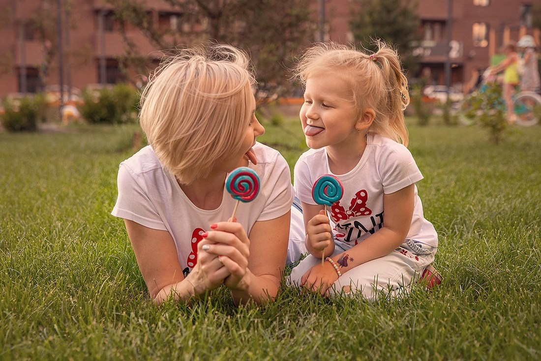 Семейные. Контакты