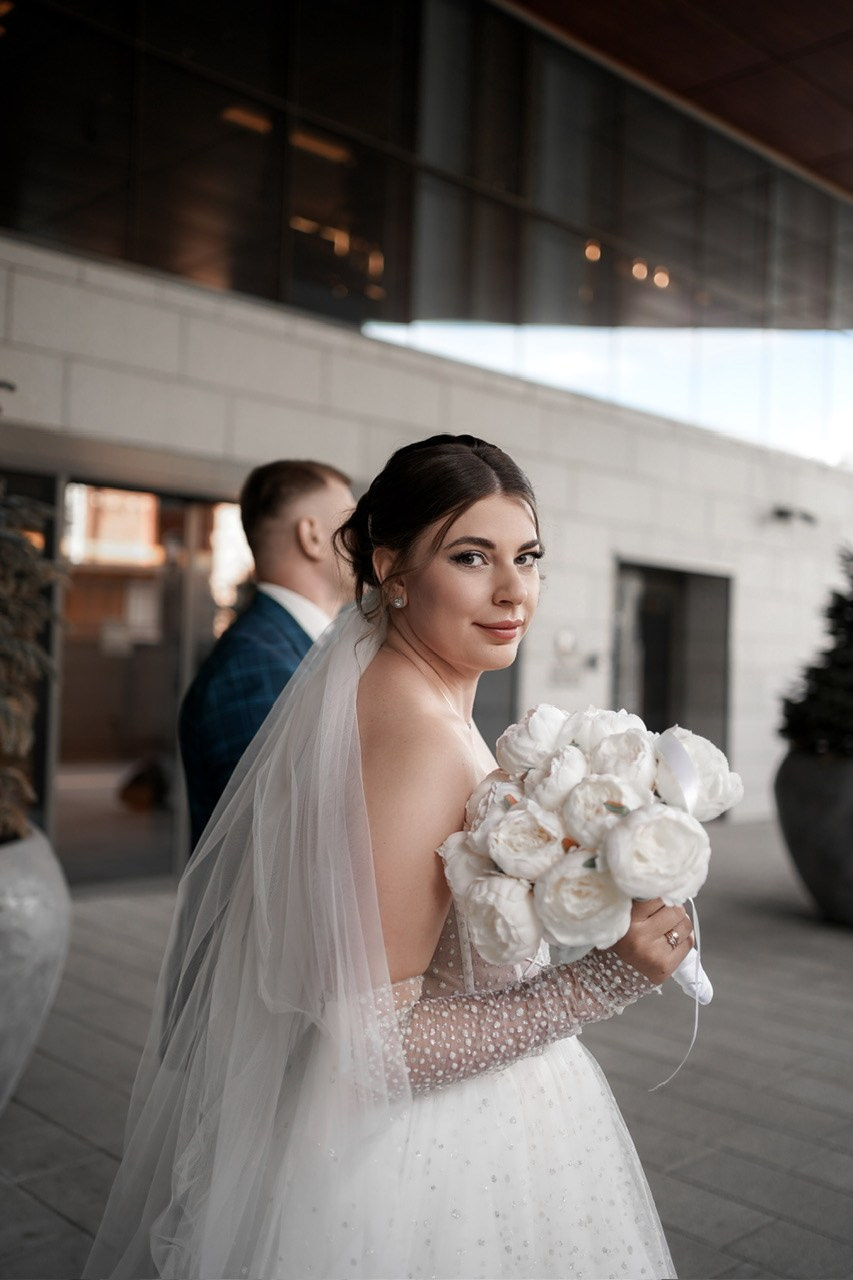 Свадебная фотосессия в отеле Хаятт. Фотограф Ростов-на-Дону Алёна Чёботова. Свадебный фотограф в Ростове-на-Дону. Таинство Крещения и Венчания, семейные фотосессии. Алёна Чёботова