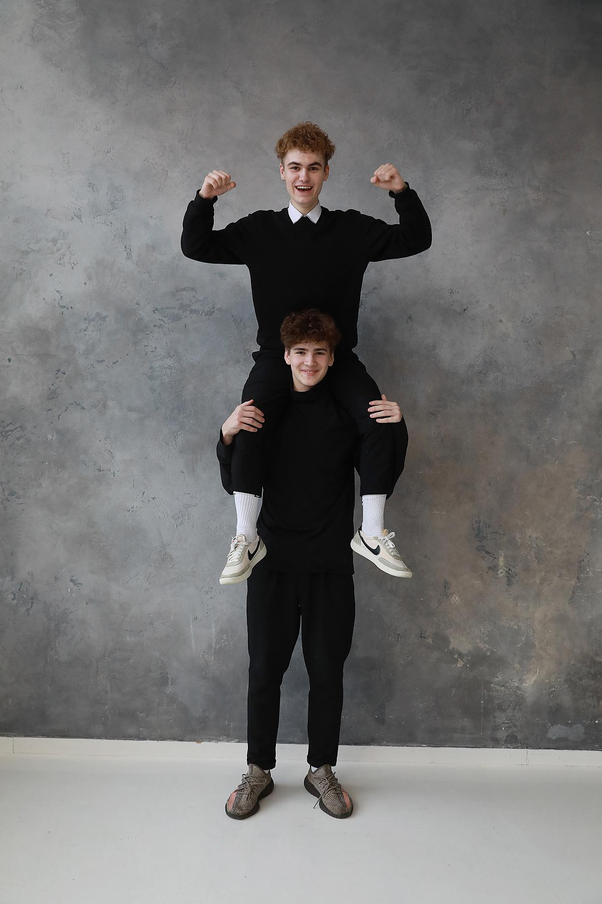 11 класс. Съемка на выпускной альбом в студии. Фотограф Тимофеева Юлия