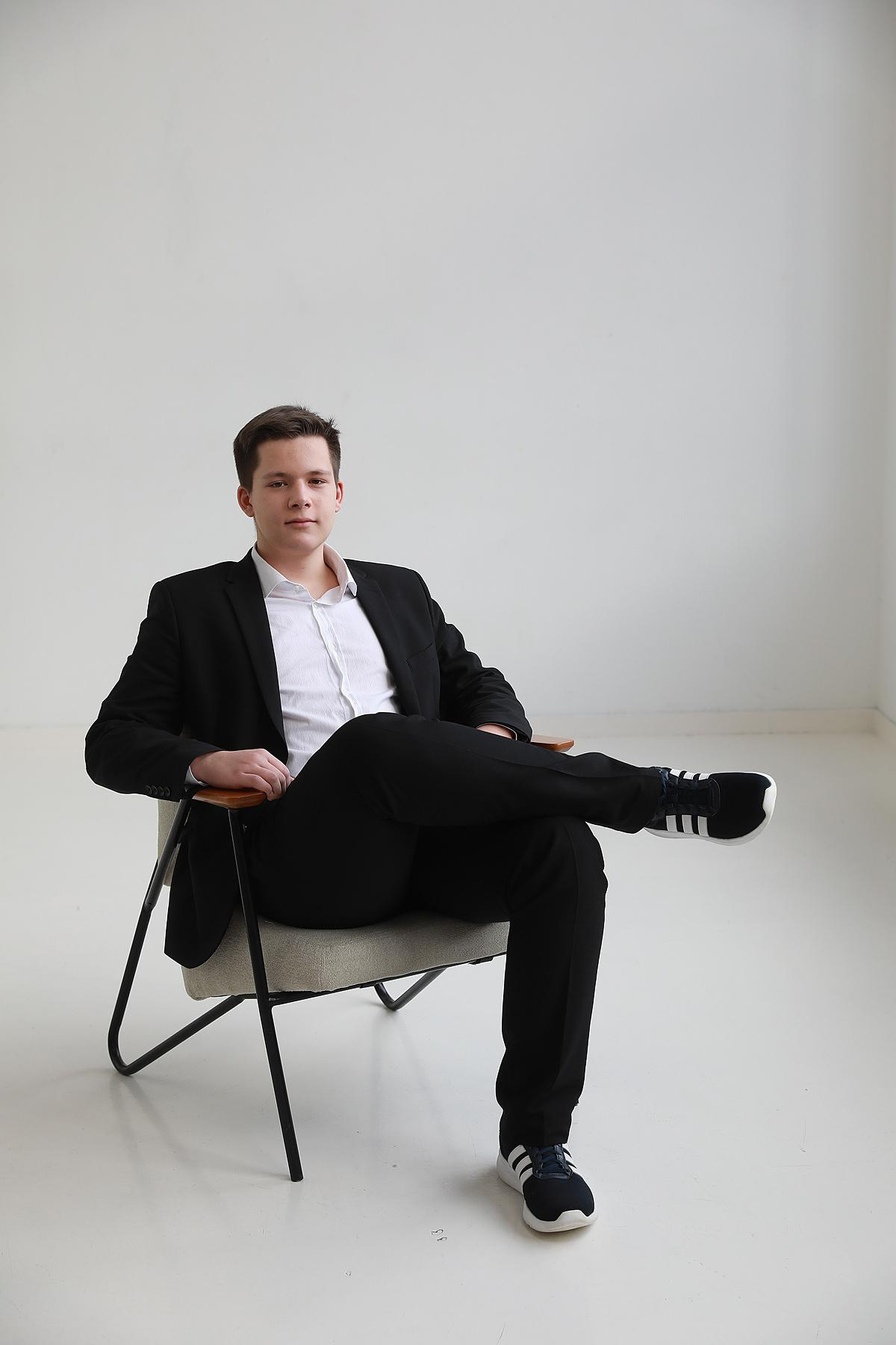 11 класс. Съемка на выпускной альбом в студии. Фотограф Тимофеева Юлия