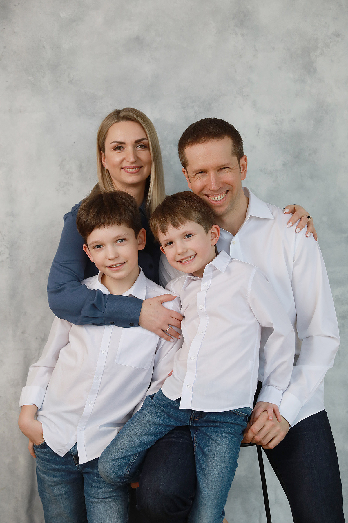 Михаил, Валентина, Ярослав и Тимурчик. Фотограф Тимофеева Юлия