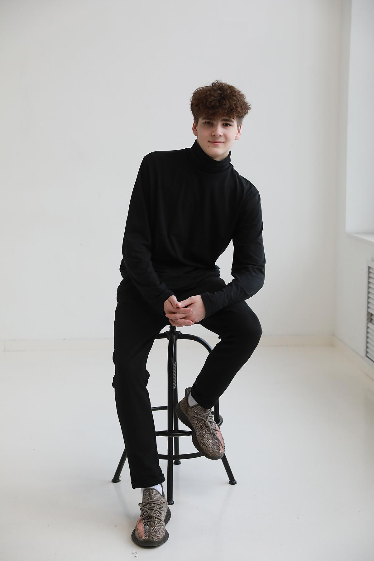 11 класс. Съемка на выпускной альбом в студии. Фотограф Тимофеева Юлия