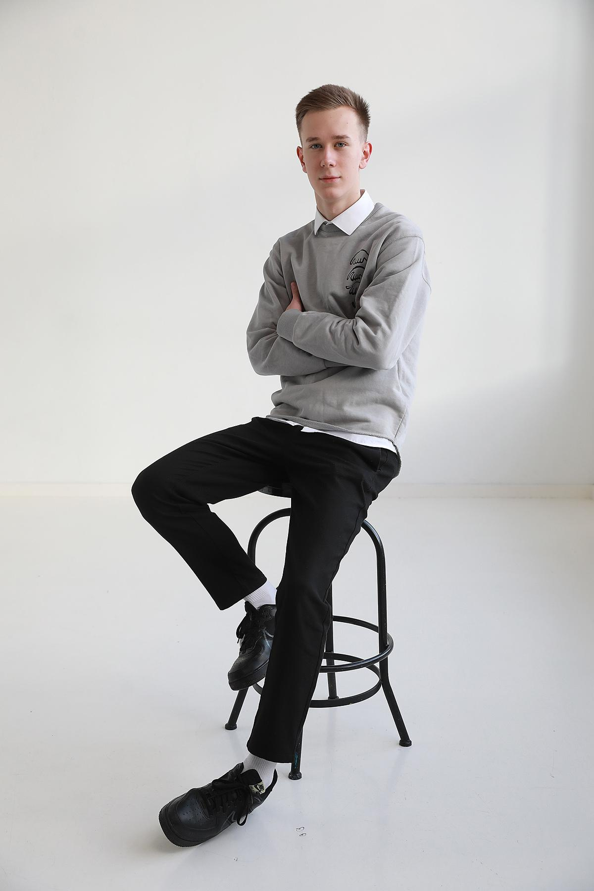 11 класс. Съемка на выпускной альбом в студии. Фотограф Тимофеева Юлия