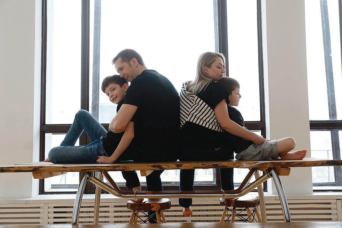 Михаил, Валентина, Ярослав и Тимурчик. Фотограф Тимофеева Юлия