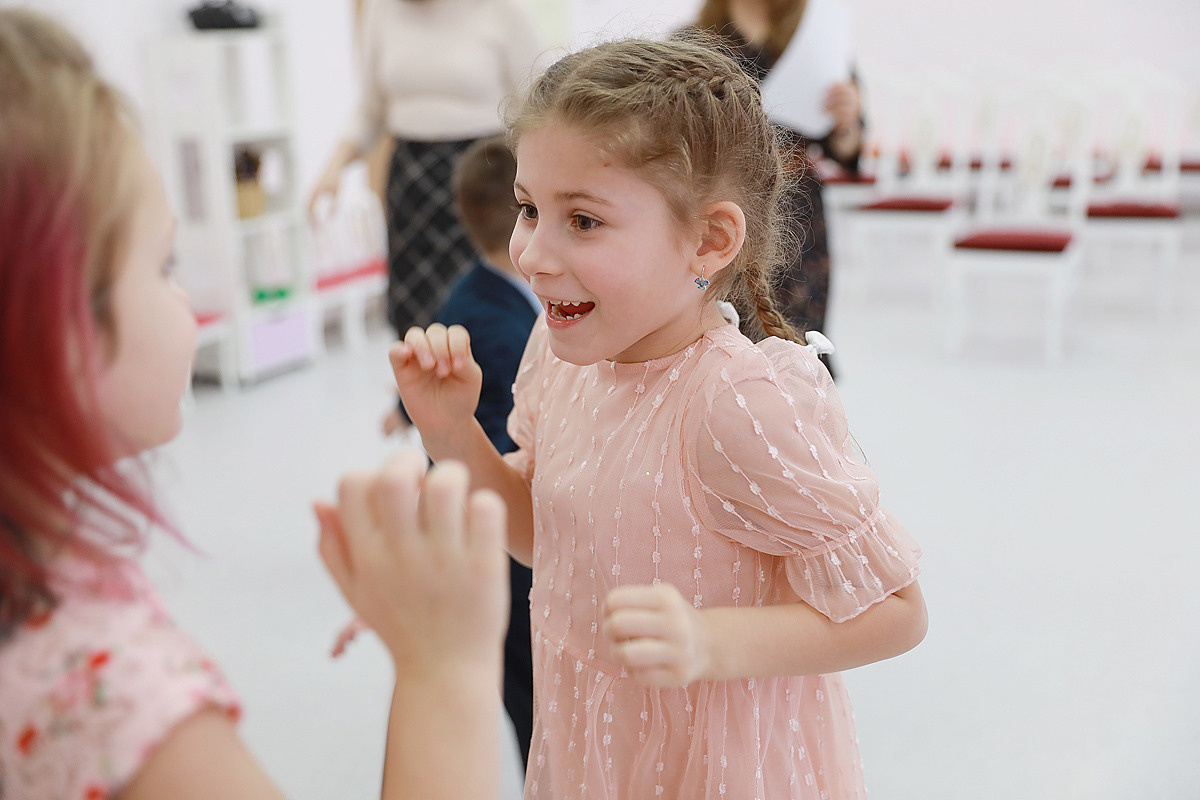 детский сад выпускной альбом дети садик девочки мальчики в саду портреты живые фотографии
