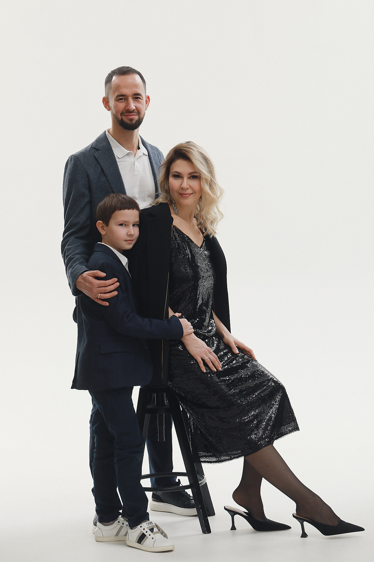 Семейная съемка в студии. Фотограф Тимофеева Юлия