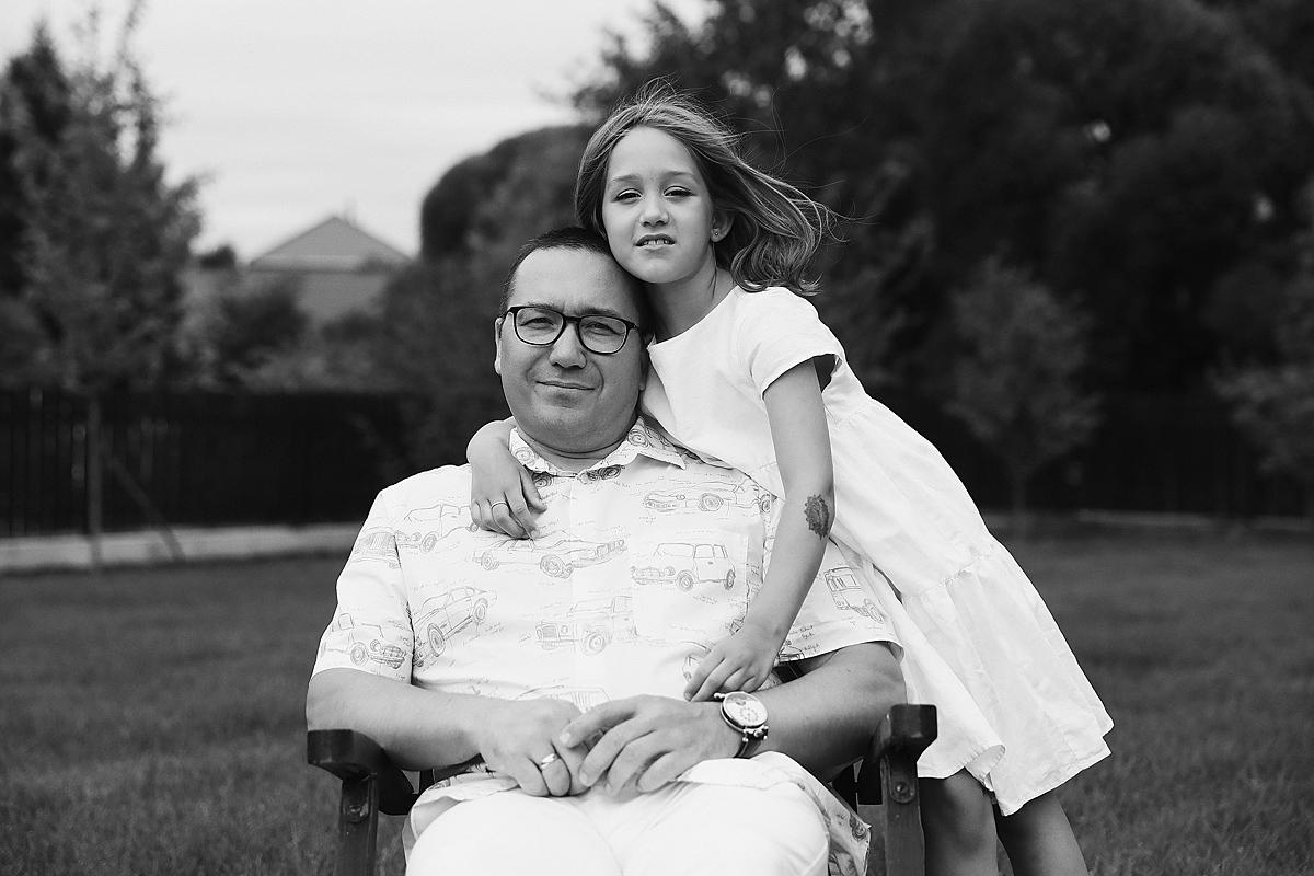 Дети любовь семья семейная фотосессия дом съемка фотосъемка мама дочка папа дочери девочка девочки сестры родители 