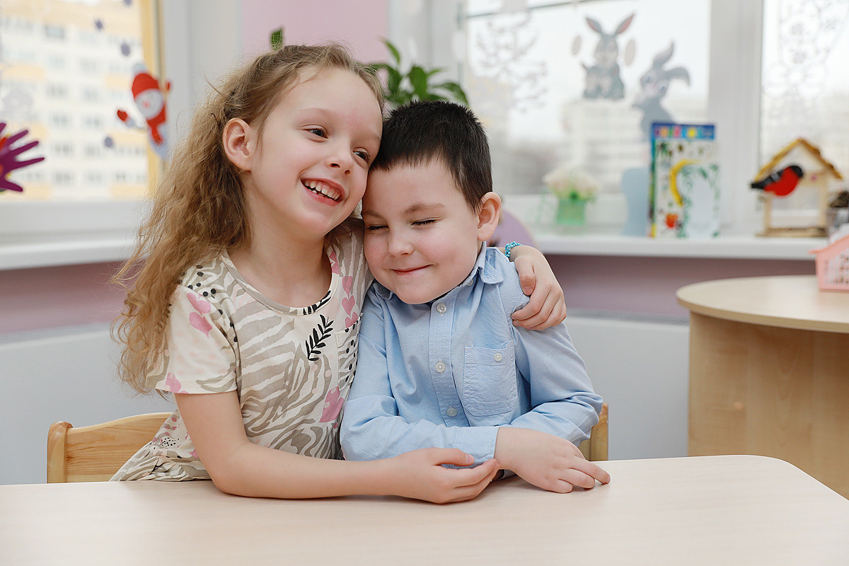 детский сад выпускной альбом дети садик девочки мальчики в саду портреты живые фотографии