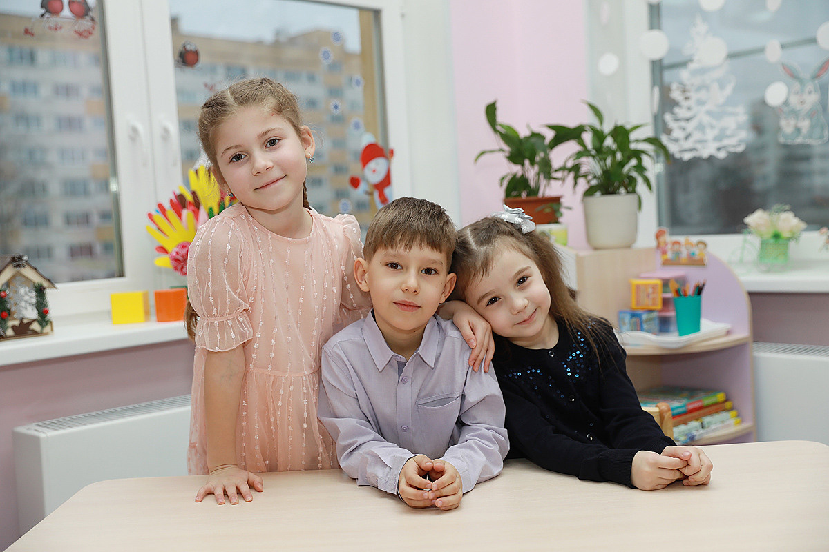 детский сад выпускной альбом дети садик девочки мальчики в саду портреты живые фотографии