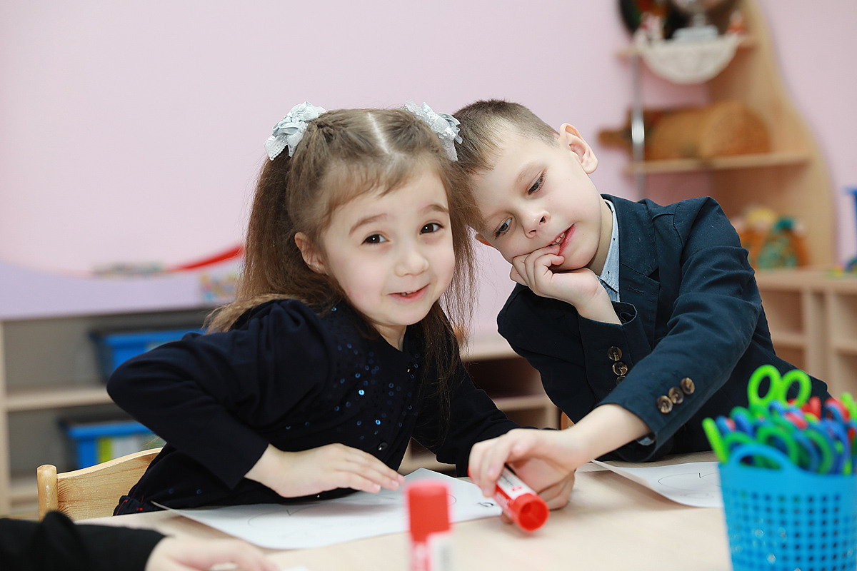 детский сад выпускной альбом дети садик девочки мальчики в саду портреты живые фотографии