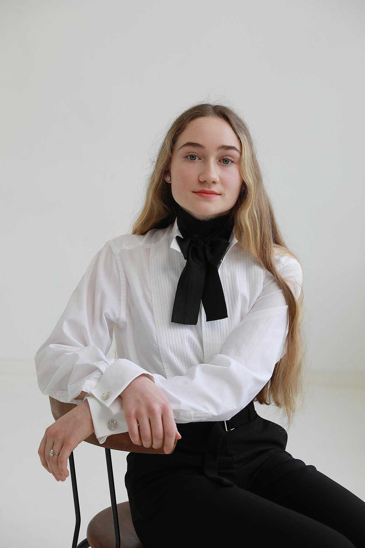 11 класс. Съемка на выпускной альбом в студии. Фотограф Тимофеева Юлия