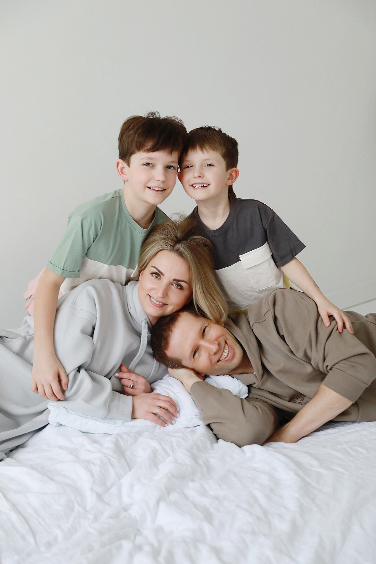 Михаил, Валентина, Ярослав и Тимурчик. Фотограф Тимофеева Юлия