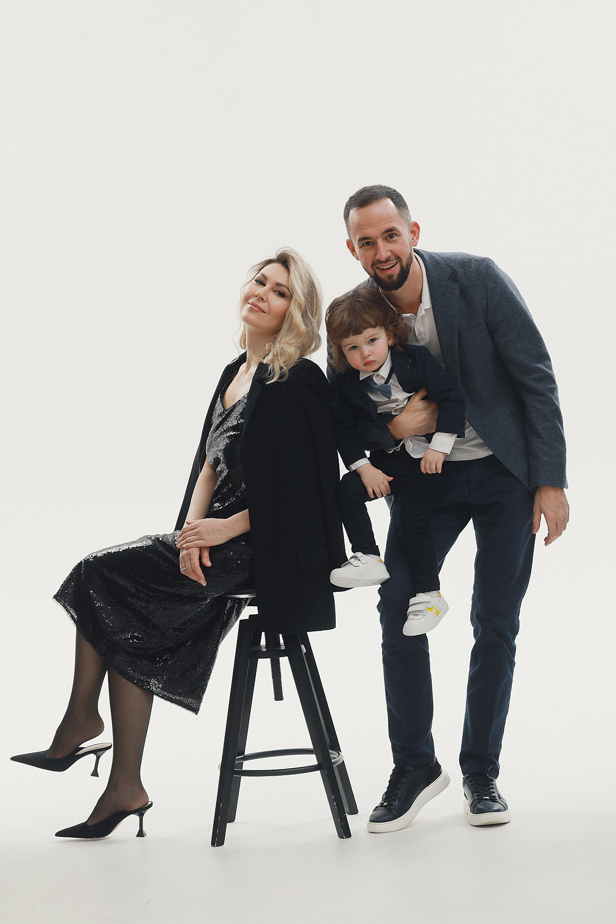 Семейная съемка в студии. Фотограф Тимофеева Юлия