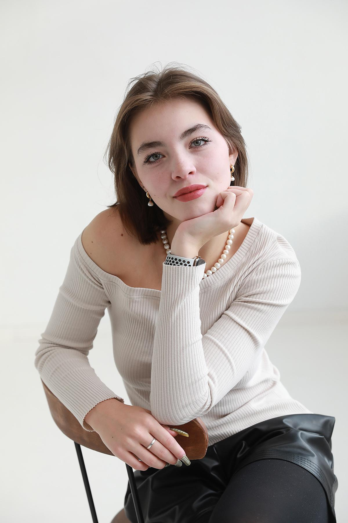 11 класс. Съемка на выпускной альбом в студии. Фотограф Тимофеева Юлия