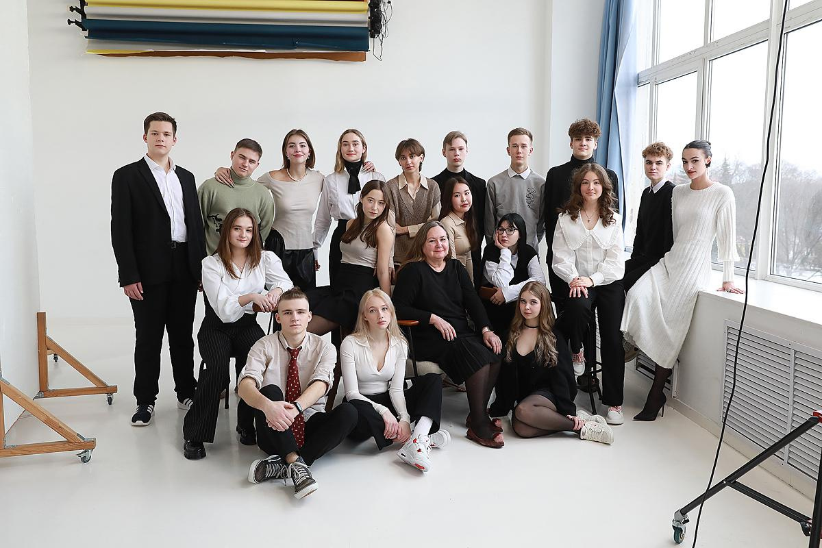 11 класс. Съемка на выпускной альбом в студии. Фотограф Тимофеева Юлия