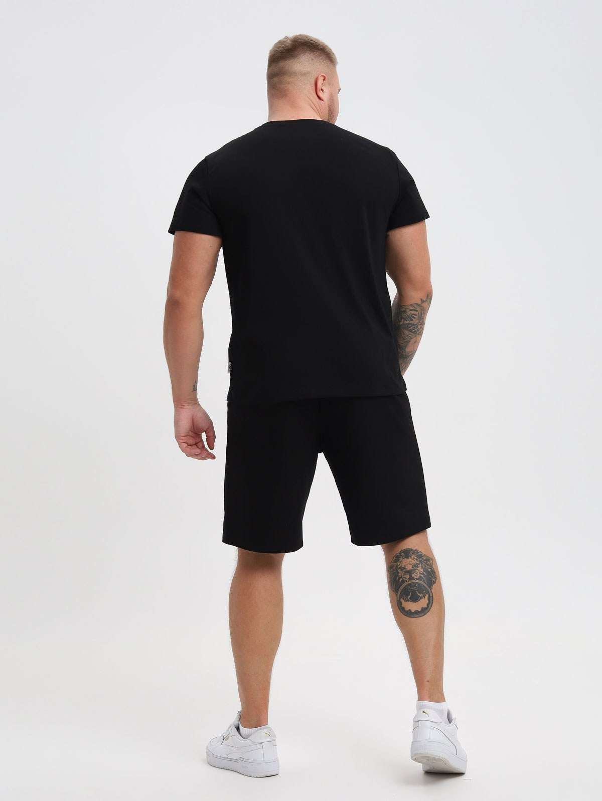 Профессиональная модель для Wildberries, Ozon и Lamoda — Никита