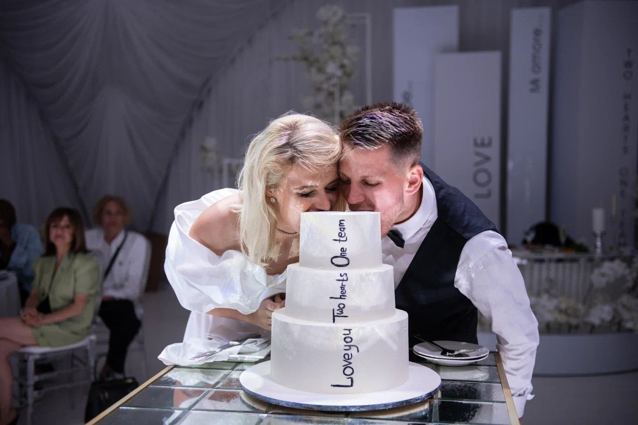 Two Hearts — One Team. Свадебный организатор Viktoria.Wedding