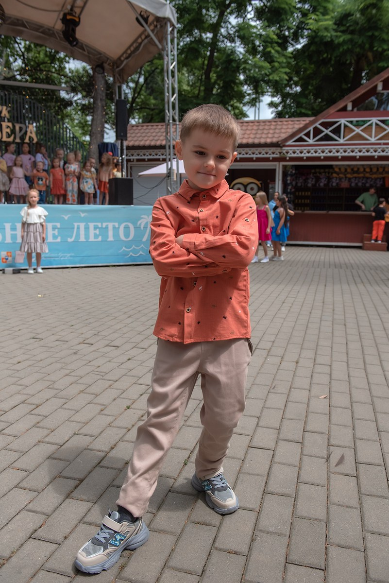 Парк Ривьера дефиле HAPPYkids. Семейный и коммерческий фотограф в Сочи Александр Бодунов