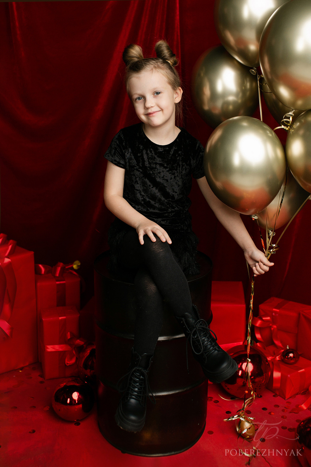 Новогодняя семейная Аня и Вика. Фотограф новорожденных во Владивостоке Татьяна Побережняк