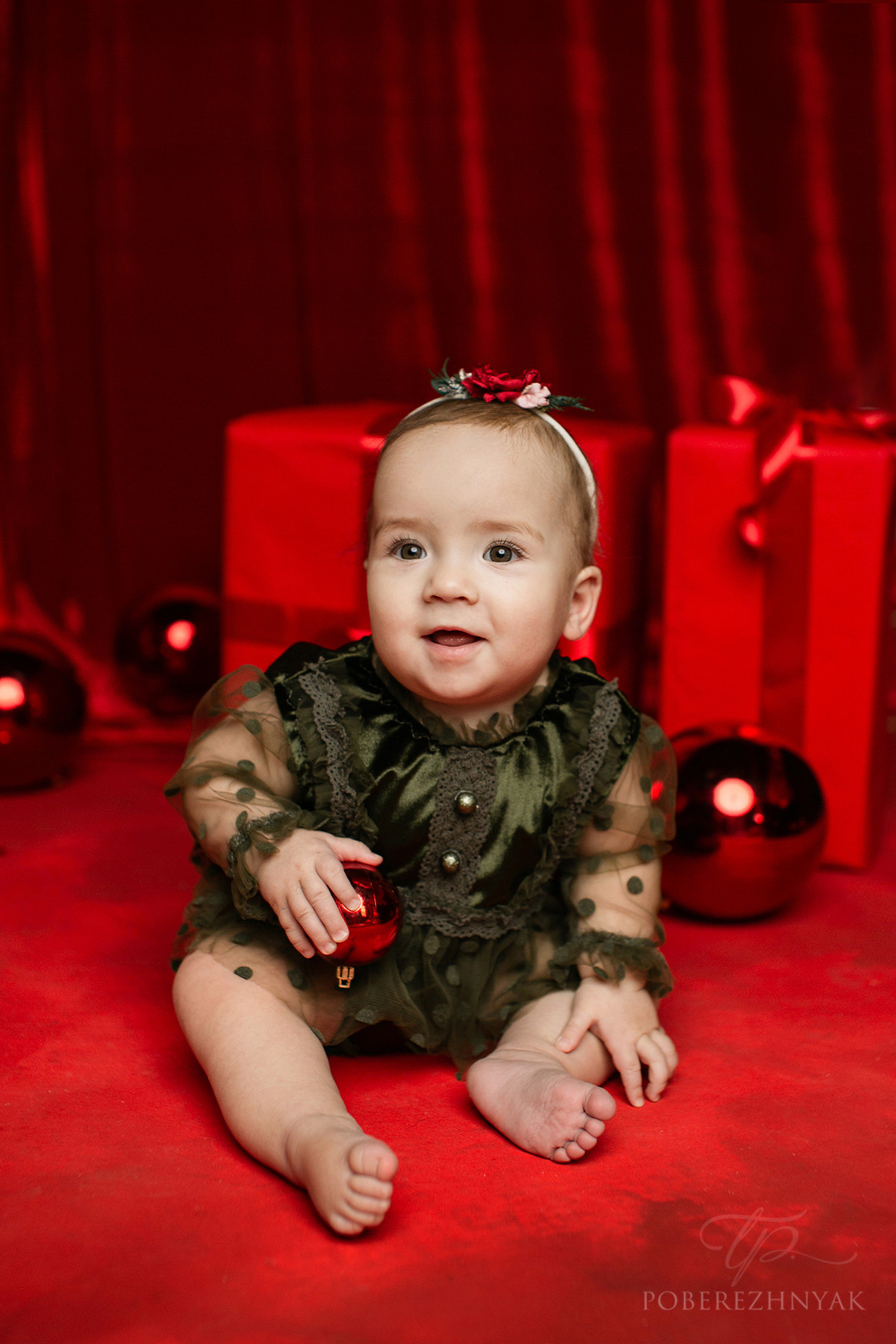 Новогодние Аглая и Демид. Фотограф новорожденных во Владивостоке Татьяна Побережняк