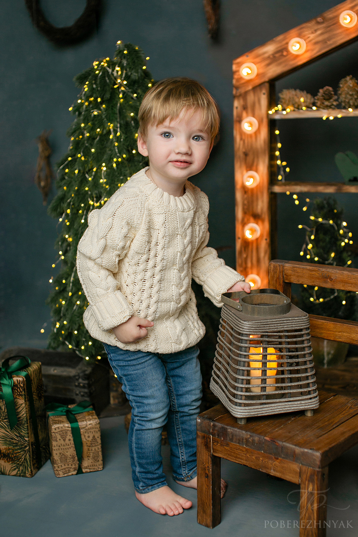 Новогодние Аглая и Демид. Фотограф новорожденных во Владивостоке Татьяна Побережняк