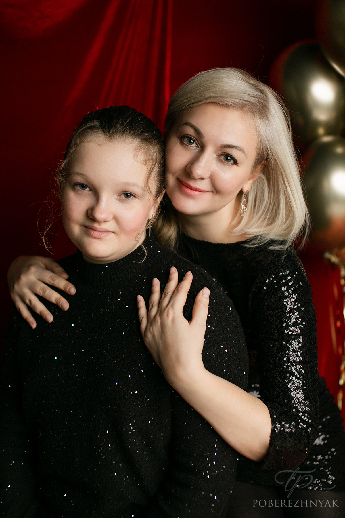 Новогодняя семейная Аня и Вика. Фотограф новорожденных во Владивостоке Татьяна Побережняк