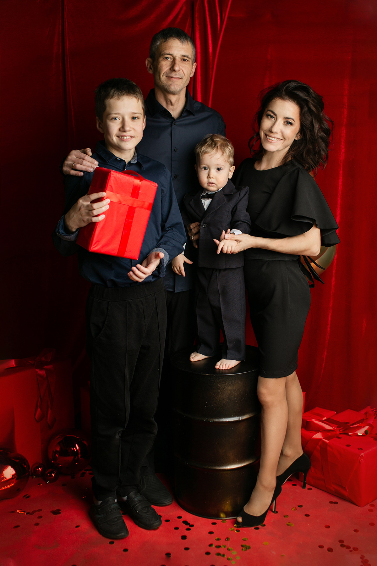 Новогодние Лев и Руслан. Фотограф новорожденных во Владивостоке Татьяна Побережняк