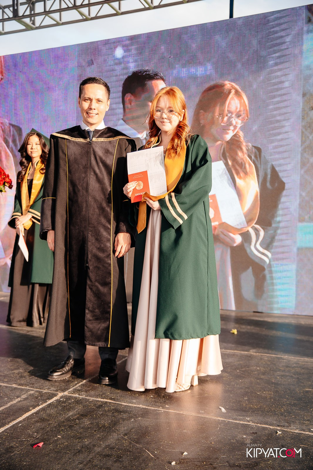 ВРУЧЕНИЕ ДИПЛОМОВ — НАРХОЗ КОЛЛЕДЖ. Part 3. КИПЯТКОМ АЛМАТЫ!