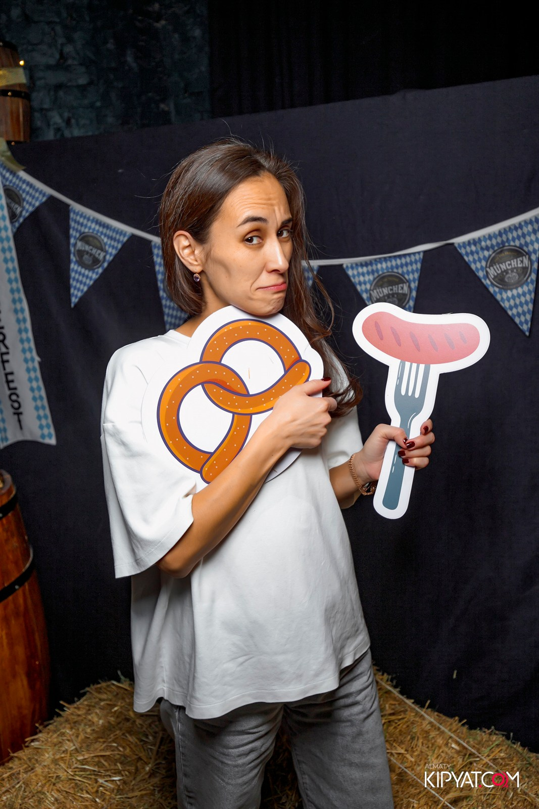 MUNCHEN PUB. КИПЯТКОМ АЛМАТЫ!