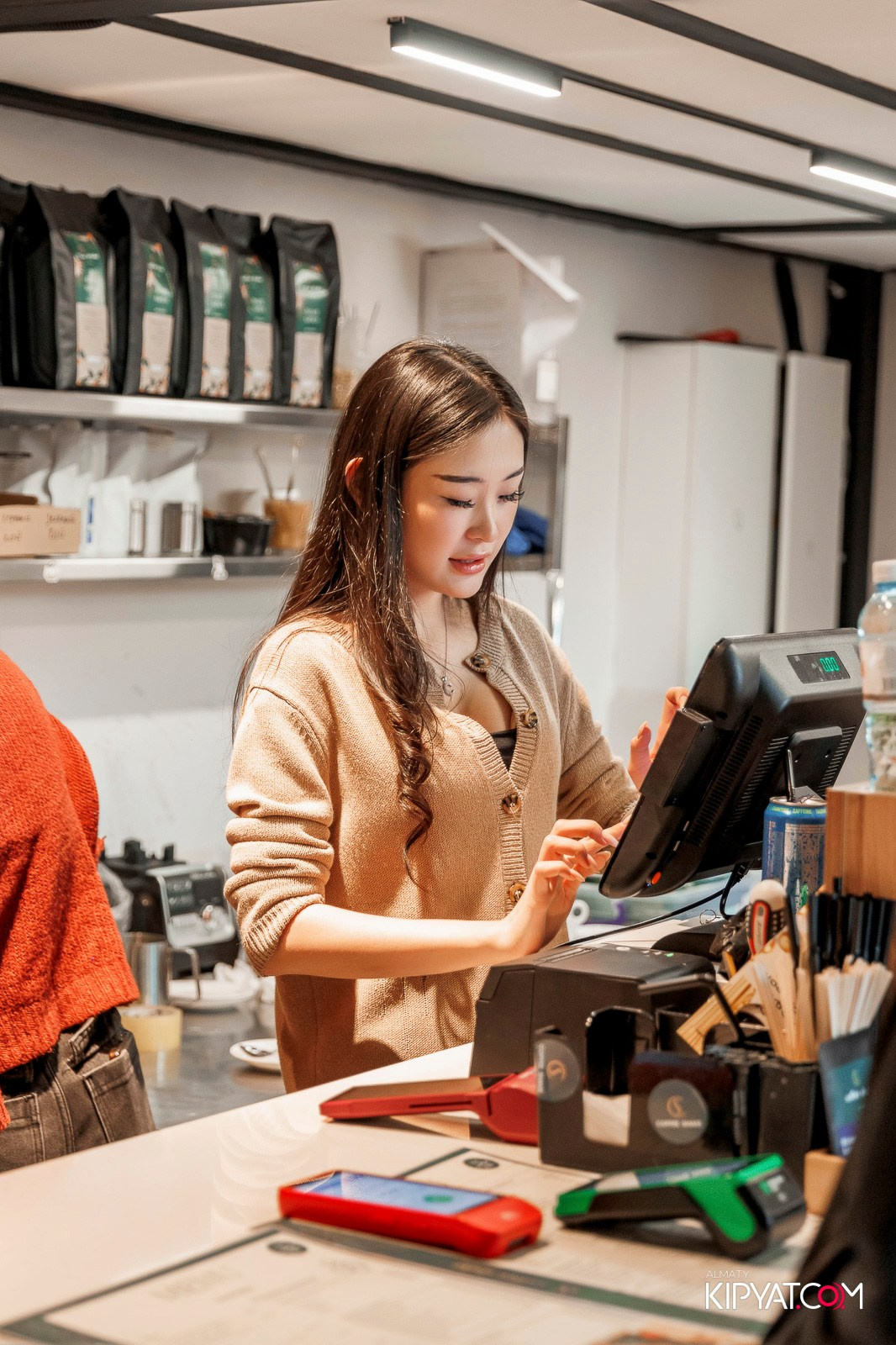 ОТКРЫТИЕ COFFEE SHAKE АСЫЛ ТАС. КИПЯТКОМ АЛМАТЫ!