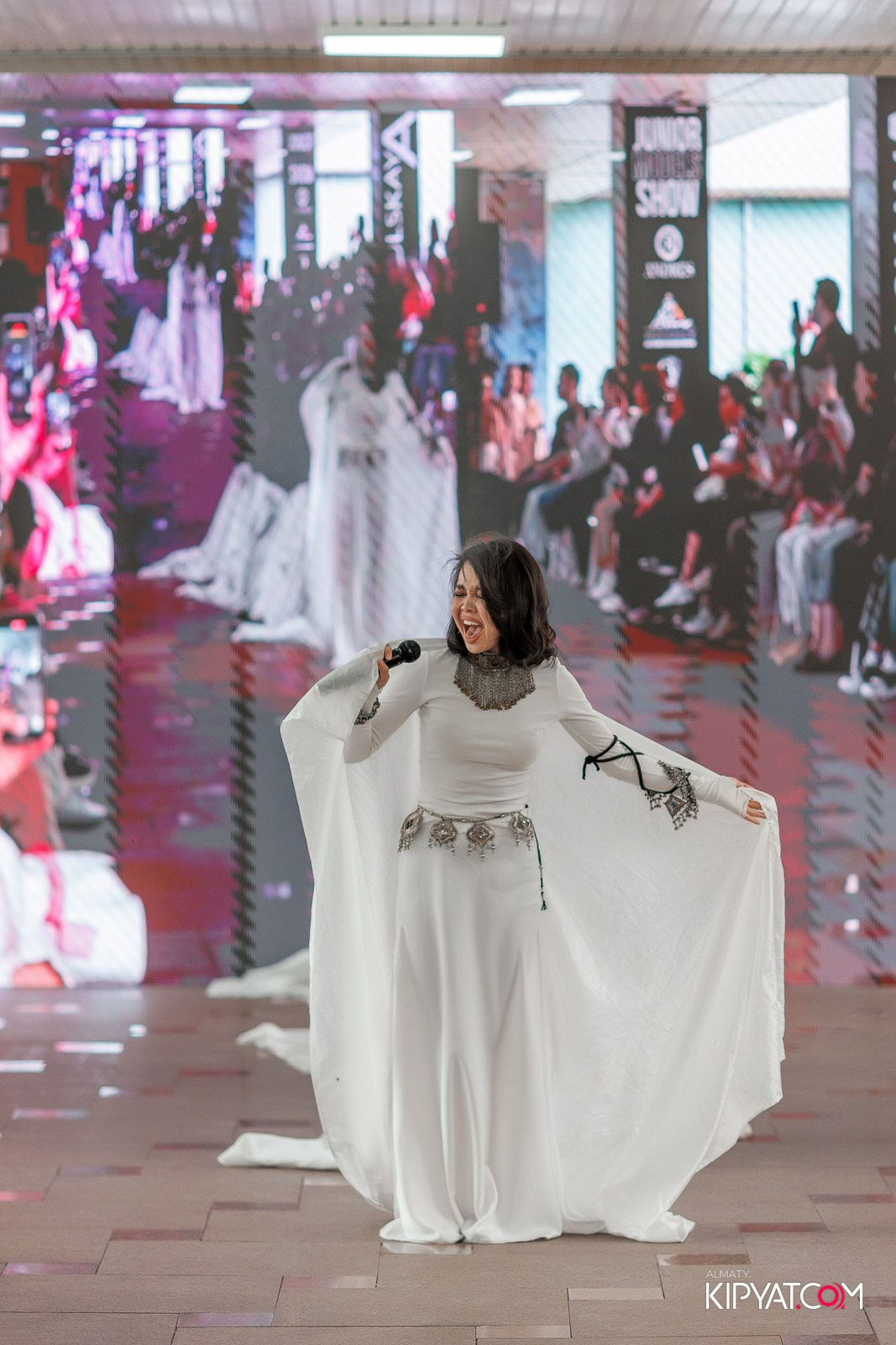 JUNIOR FASHION SHOW. КИПЯТКОМ АЛМАТЫ!