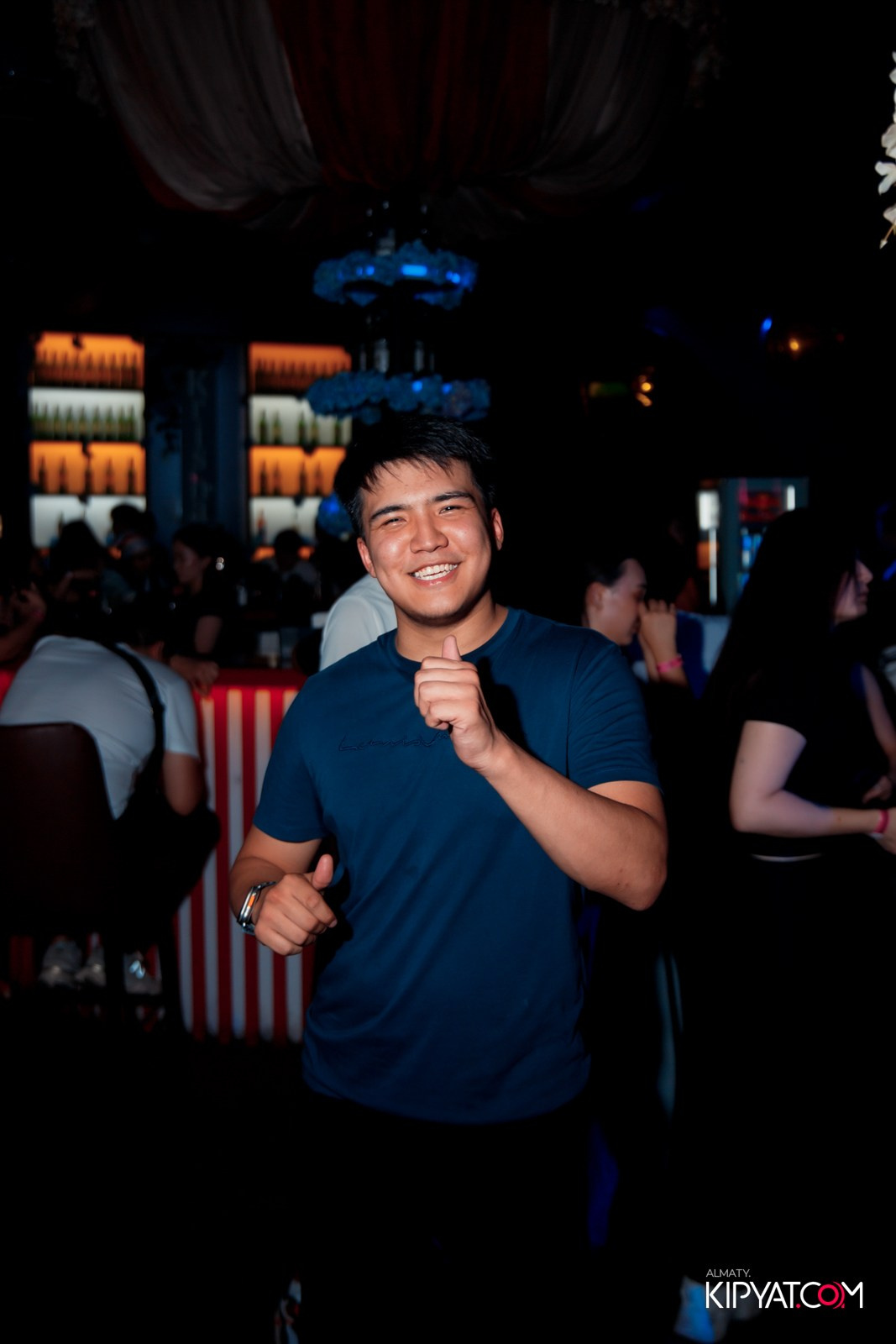 UYAT EMES BAR. КИПЯТКОМ АЛМАТЫ!