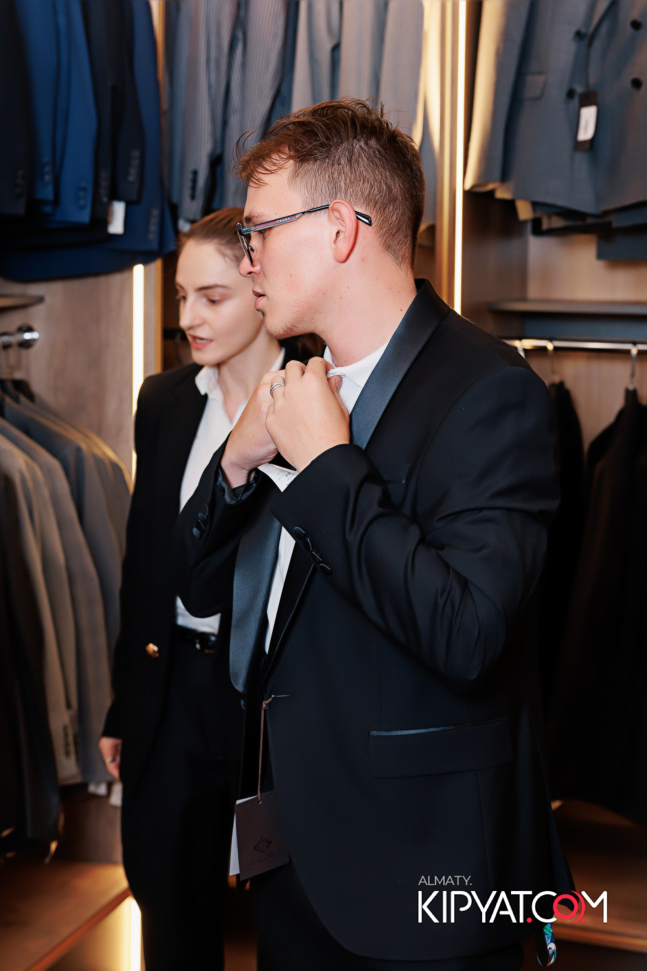 ОТКРЫТИЕ МАГАЗИНА МУЖСКОЙ ОДЕЖДЫ. КИПЯТКОМ АЛМАТЫ!