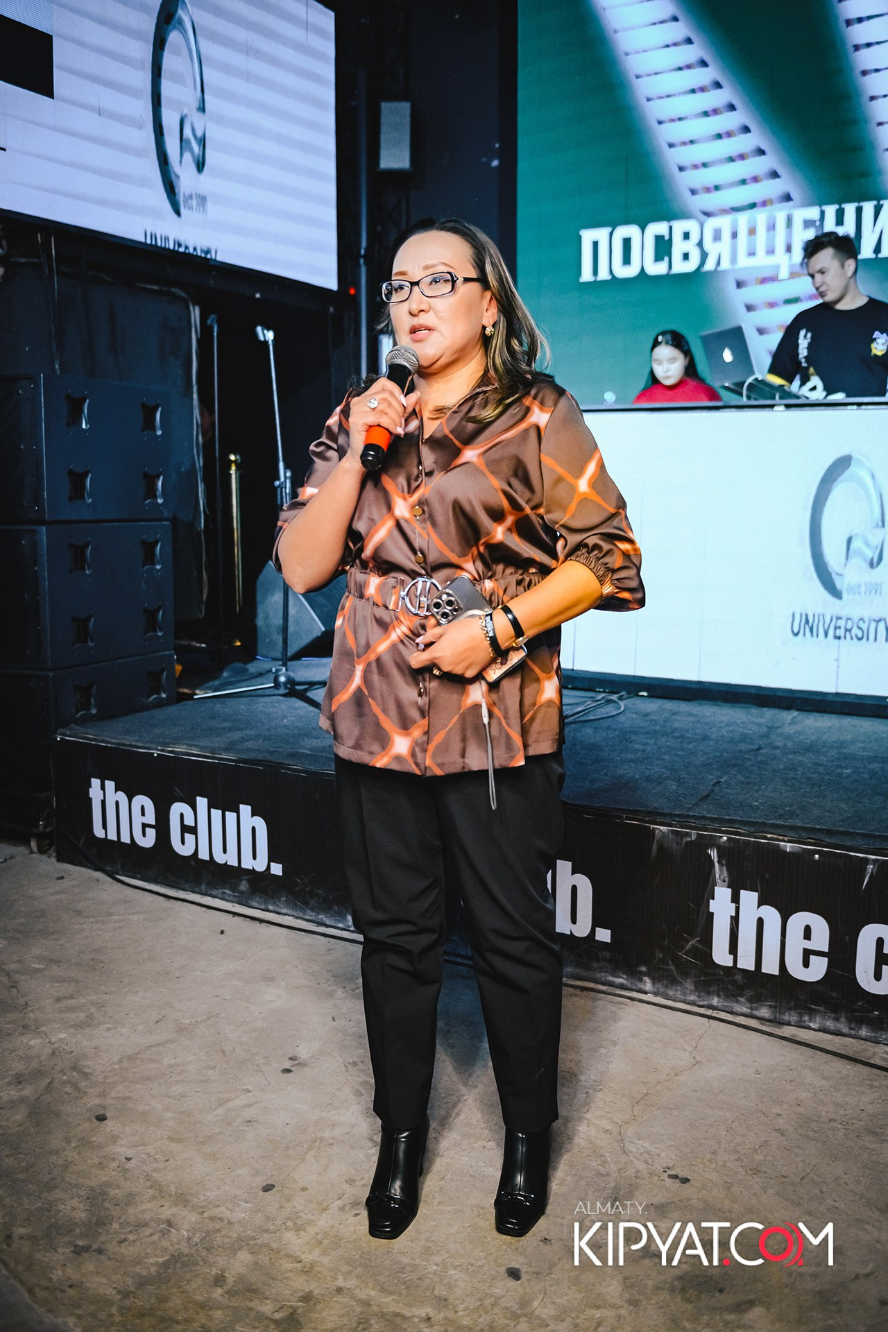 ПОСВЯЩЕНИЕ В СТУДЕНТЫ ''Q'' UNIVERSITY. КИПЯТКОМ АЛМАТЫ!