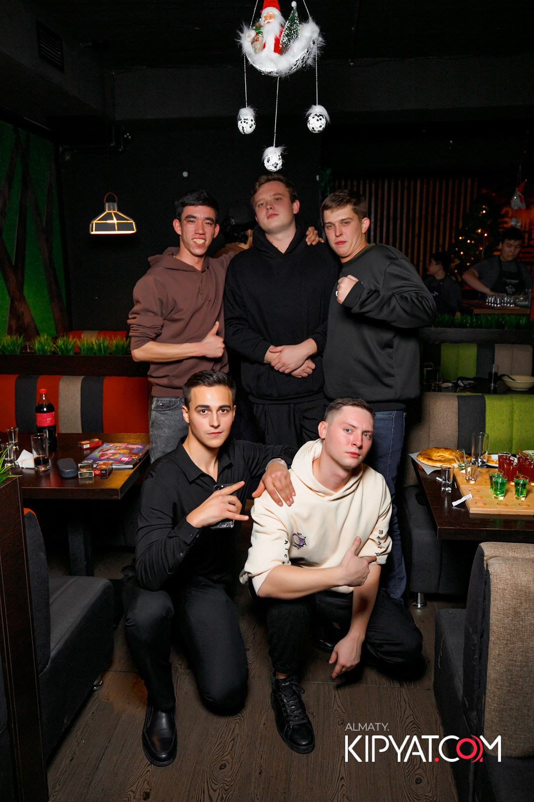 ШАШЛЫКОФФ. КИПЯТКОМ АЛМАТЫ!