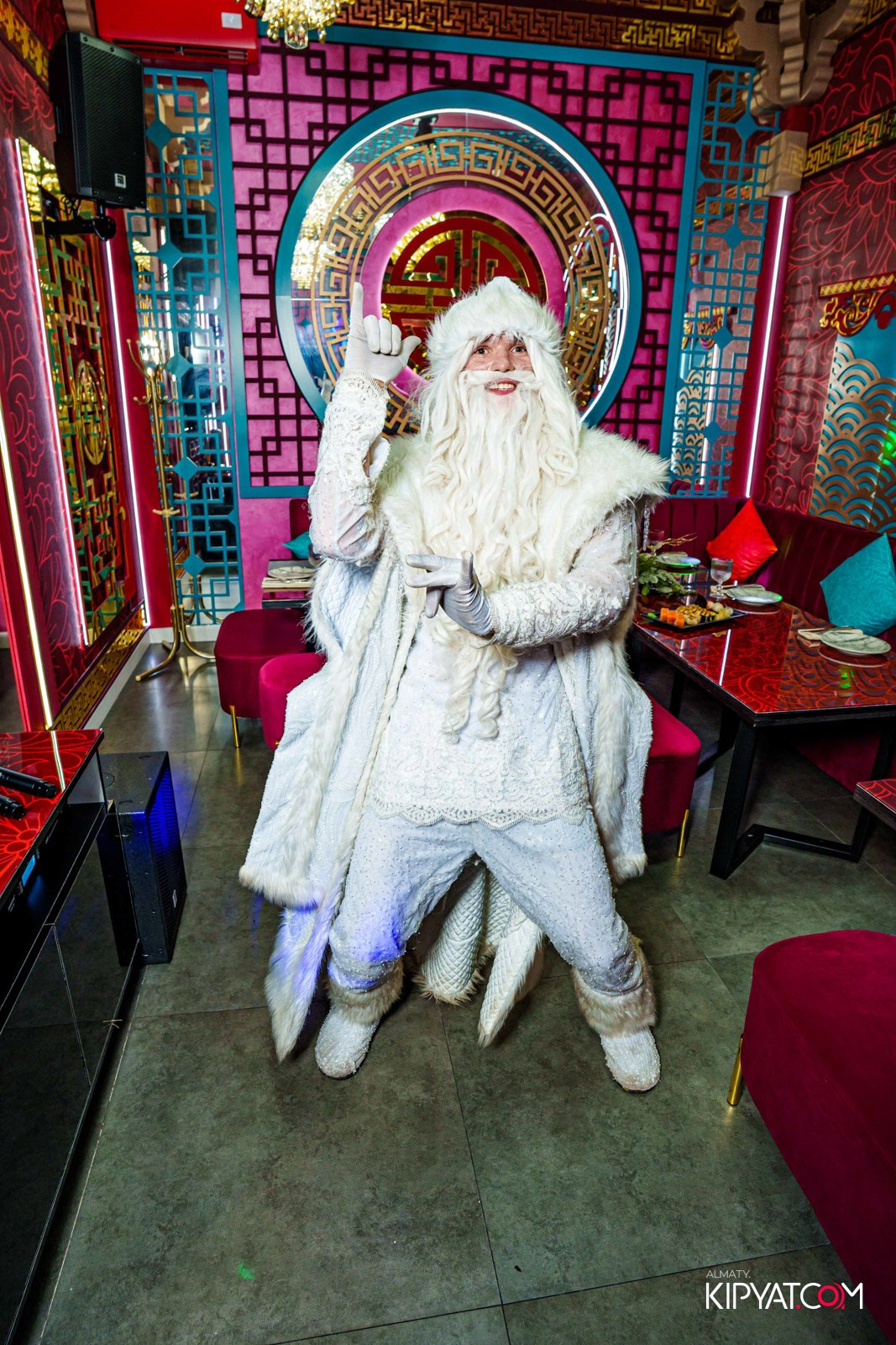 MOOD KARAOKE &TERRACE. КИПЯТКОМ АЛМАТЫ!