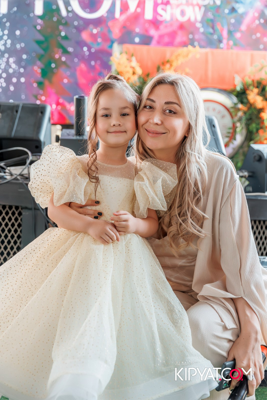 PROM KIDS FASHION SHOW. КИПЯТКОМ АЛМАТЫ!