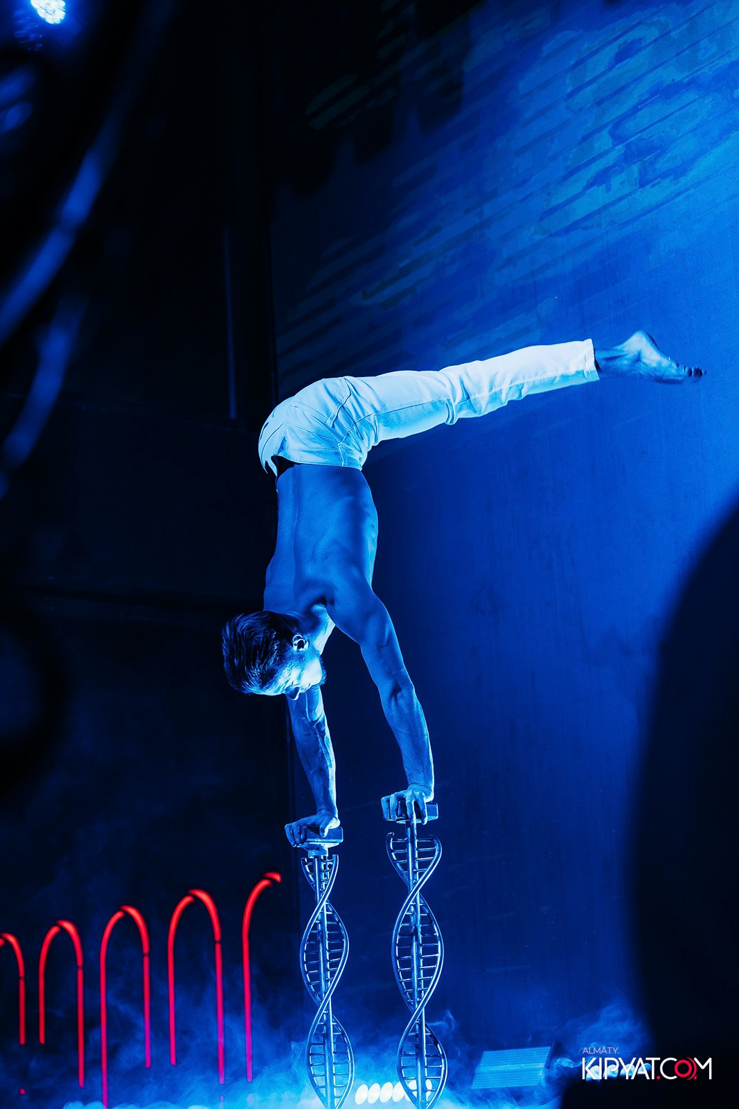 QUEEN. КИПЯТКОМ АЛМАТЫ!