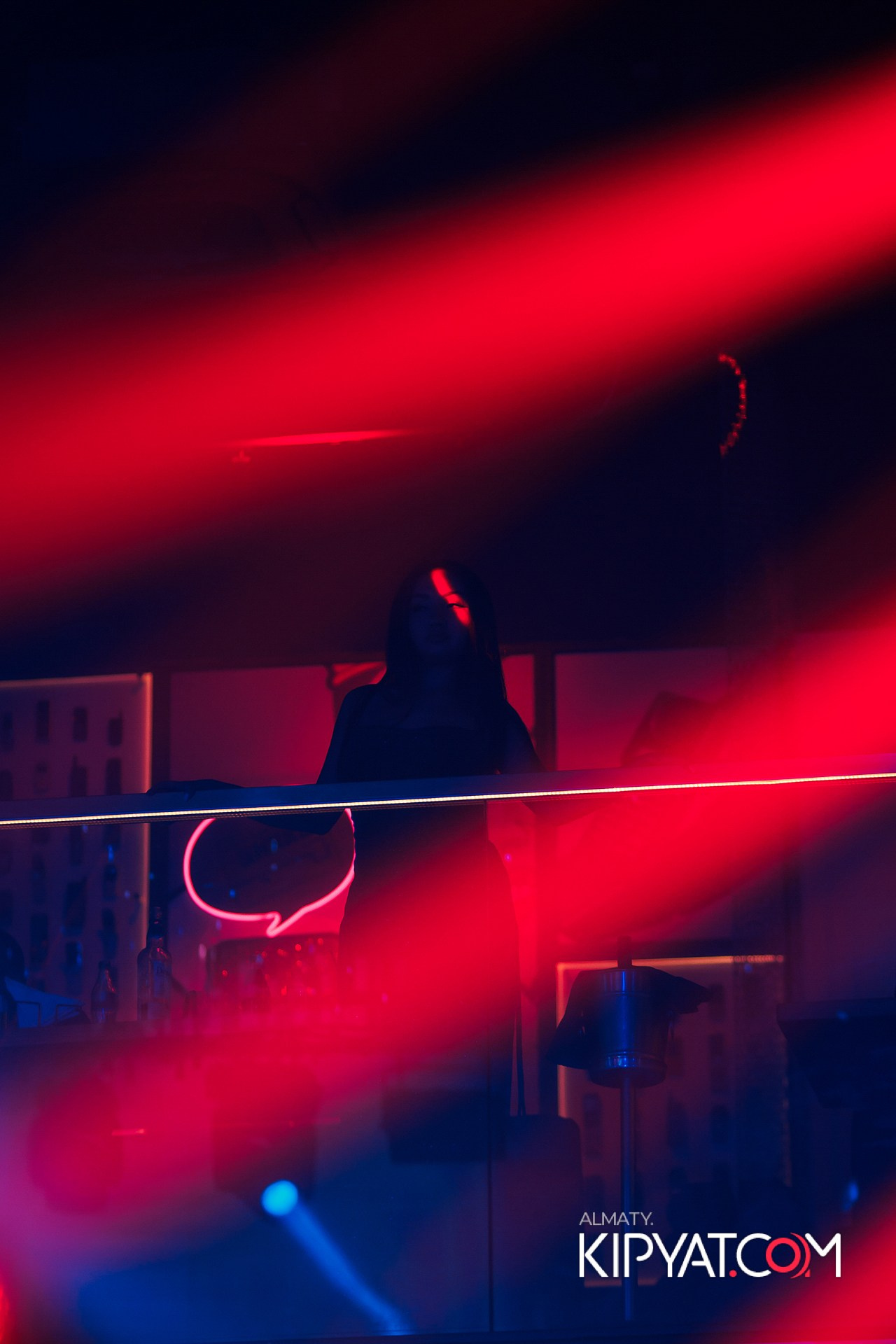 КОНЦЕРТ ГРУППЫ HIFI SANTA BARBARA. КИПЯТКОМ АЛМАТЫ!