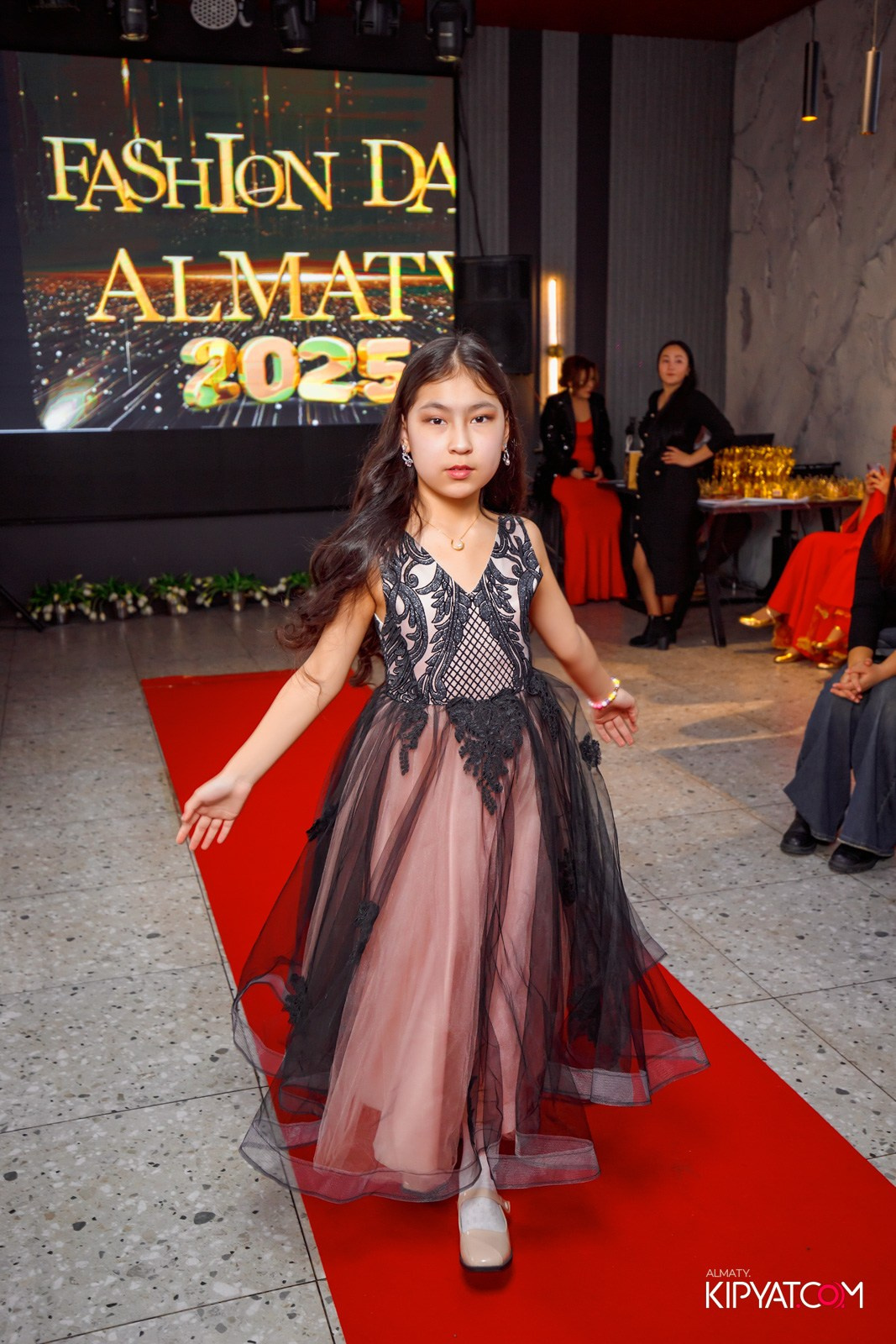 FASHION DAY 2025 КАФЕ ЖАКСЫЛЫК. КИПЯТКОМ АЛМАТЫ!