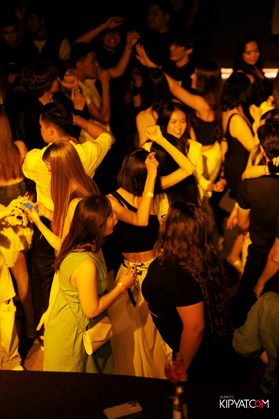 EVENT BAR. КИПЯТКОМ АЛМАТЫ!