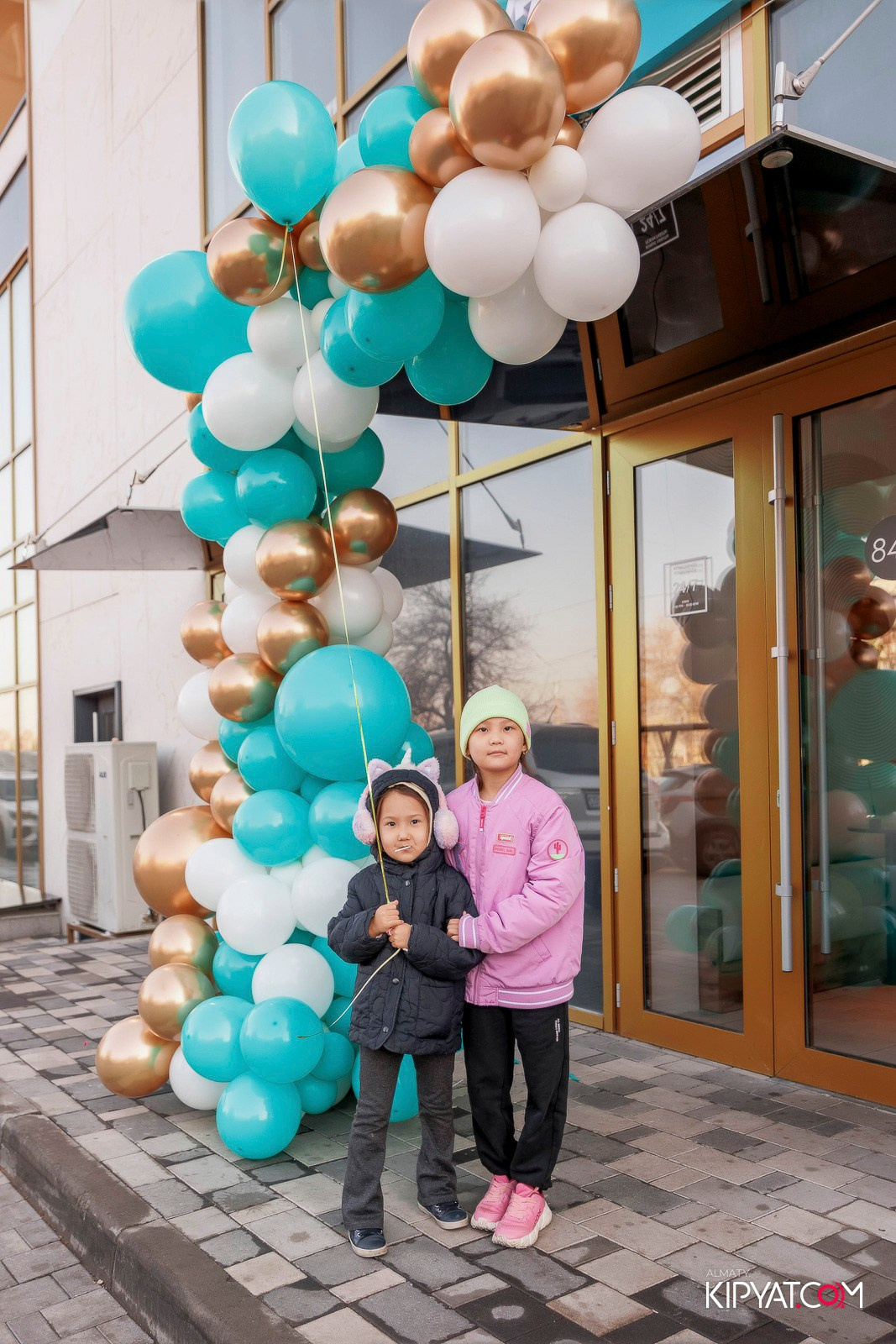 ОТКРЫТИЕ COFFEE SHAKE АСЫЛ ТАС. КИПЯТКОМ АЛМАТЫ!