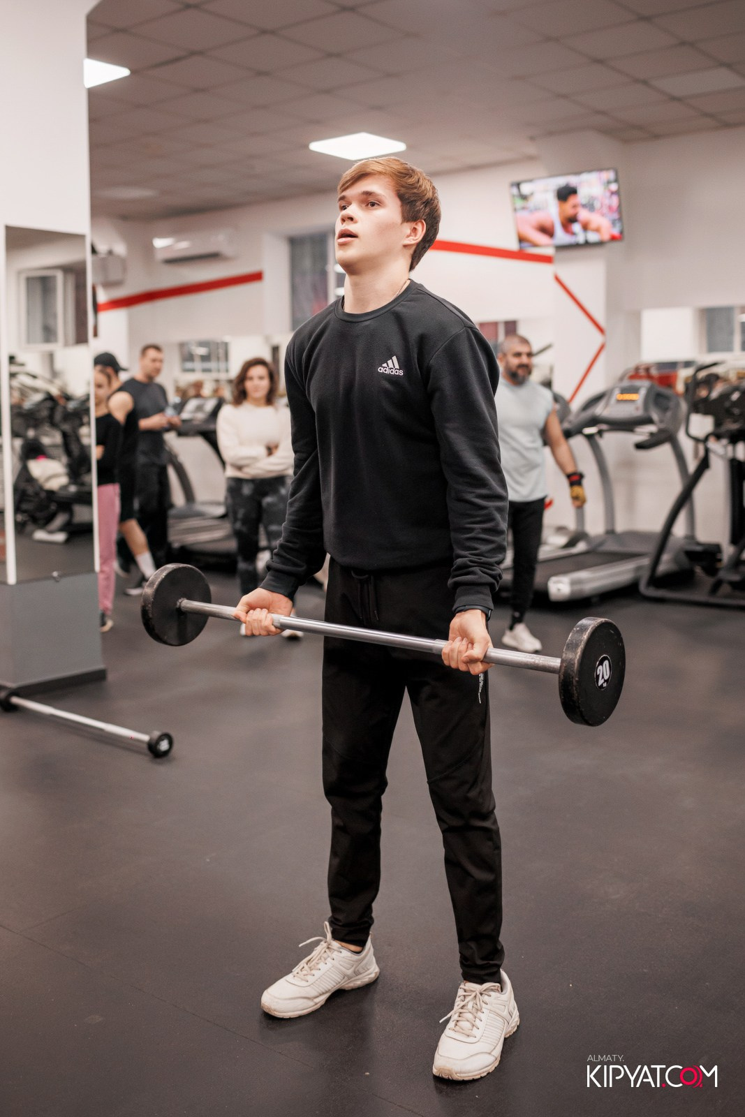 ДЕНЬ РОЖДЕНИЯ ФИТНЕС КЛУБА MIND OF BODY — НАМ 8 ЛЕТ. КИПЯТКОМ АЛМАТЫ!