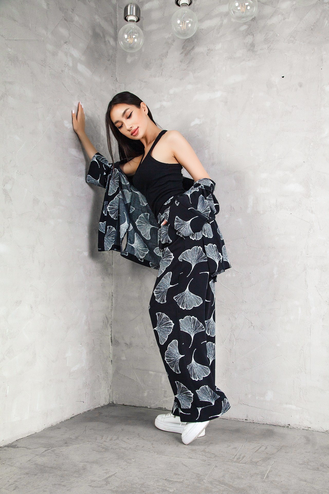 Реклама женской одежды. Натан Супервайзер по Продакшену